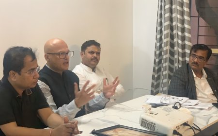 Maharashtra Flat Owners Welfare Association (MFOWA) Holds Strategic Meeting in Alibaug to Strengthen Property Rights Support for Flat Owners